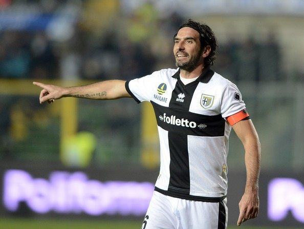 作为帕尔马忠诚的化身,卢卡雷利可以说是见证了球队的大起大落.